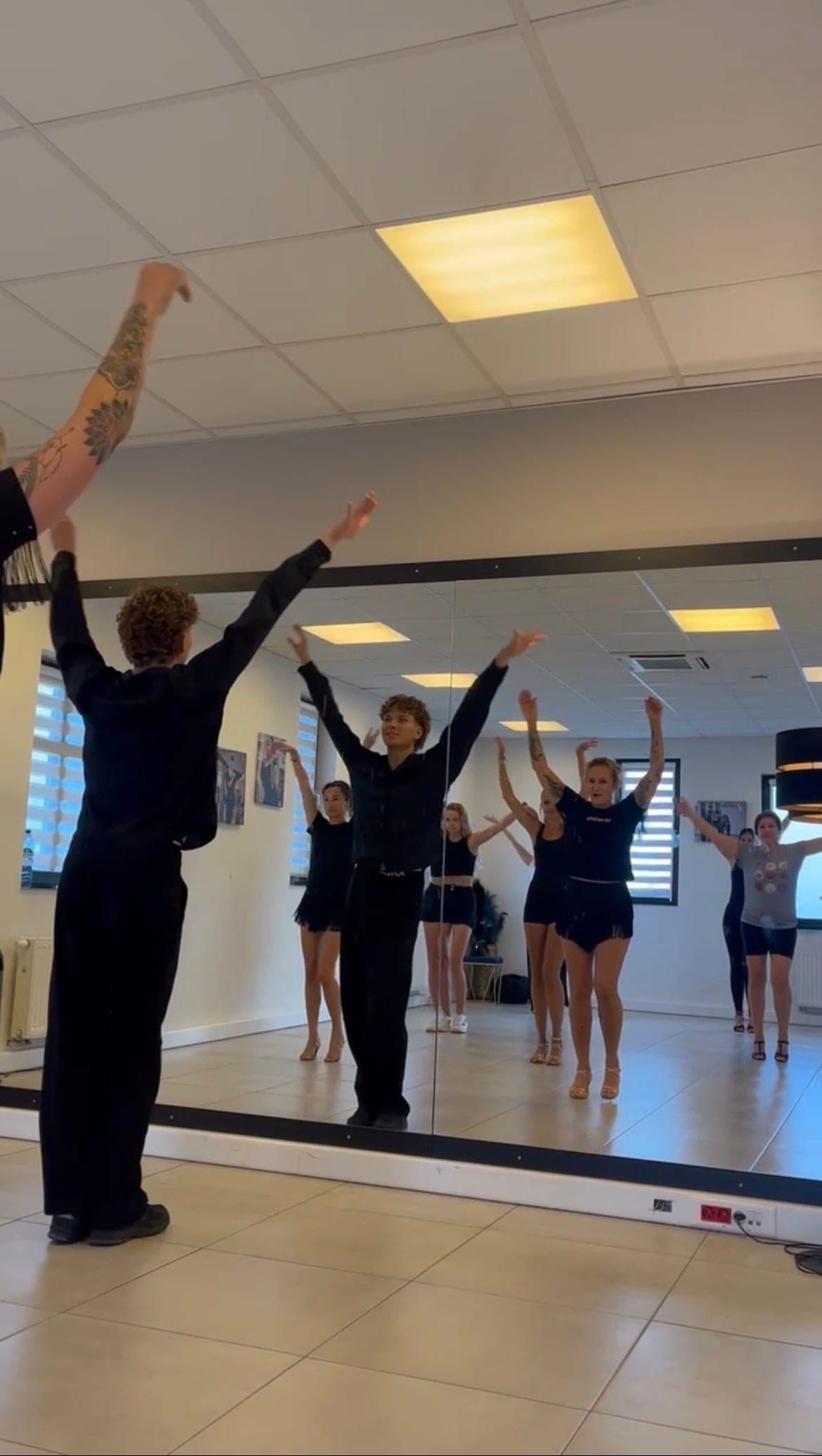 Latino solo dla pań — M&A Dancing Art
