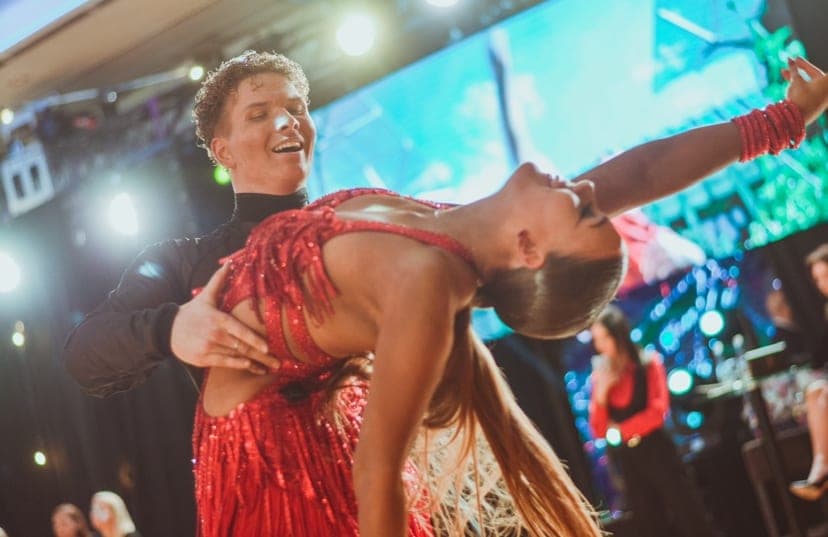 Aleksandra Janosz i Mikołaj Mazur — para latino w czerwonej sukni